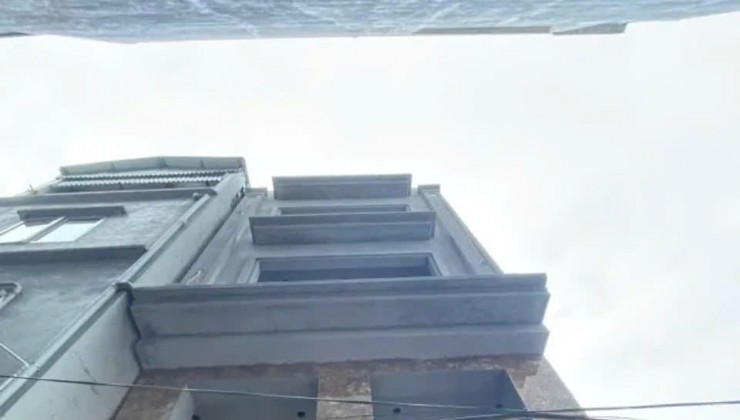 BÁN NHÀ MỚI KÍNH KONG  HOÀNG LIỆT 4 TẦNG, 55M2, MẶT TIỀN 4.2M, 8 TỶ XÍU - Ô TÔ ĐỖ CỔNG